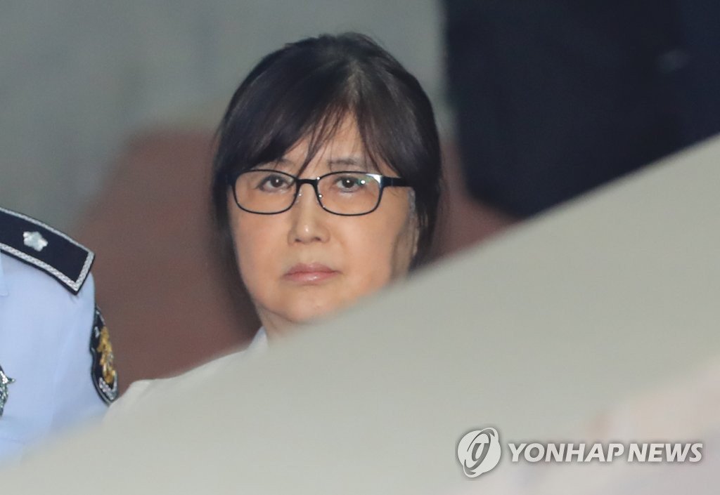 오늘만 사는 관리자 - 정치짤 대방출 tweet media