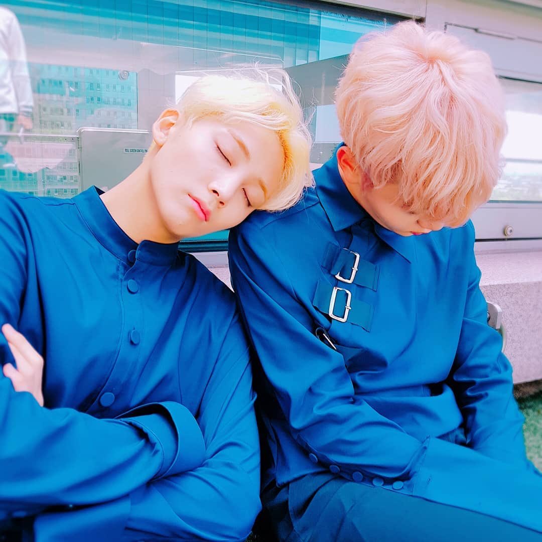 intomyeyes_yjh's tweet photo. 잠 드는 정하니랑 승관이ㅜㅜㅜㅜㅜㅜㅜㅜㅜㅜㅜㅜㅜㅜㅜㅜㅜㅜㅜㅜㅜㅜ 울싶아 벌써 1년전이라니ㅜㅜㅠㅠㅠㅠㅠㅠㅠㅠㅠㅠㅠㅠㅠㅠㅠㅠㅠㅠㅜ 믿겨지 않아ㅜㅜㅠㅠㅠㅠㅠㅠㅠㅜㅜㅜㅜㅜㅠ #정한 #JEONGHAN #세븐틴 #SEVENTEEN https://t.co/K7pwBCn9v5