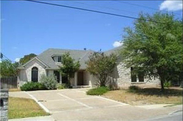 GlobalPolarRE's tweet photo. AUSTIN PROPERTIES HAVE PENDING SALES We have more deals coming to the Austin Area. We will update you soon was we close on upcoming Investment Deals- https://t.co/9ZxCtZaMWE https://t.co/Y0iUCohG9D