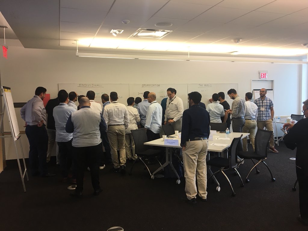 MelanieWBarnett's tweet photo. Active learning on organizational change this week #ExecEd @MichiganRoss #experiencepoint https://t.co/YAO8UQdk7j