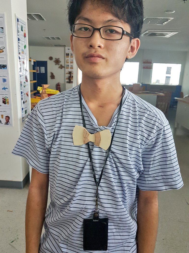 expressivearts3's tweet photo. Well done to all who had a go at making wooden bow ties and acrylic jewellery @EpsomEdge18 https://t.co/efU78GKEyg