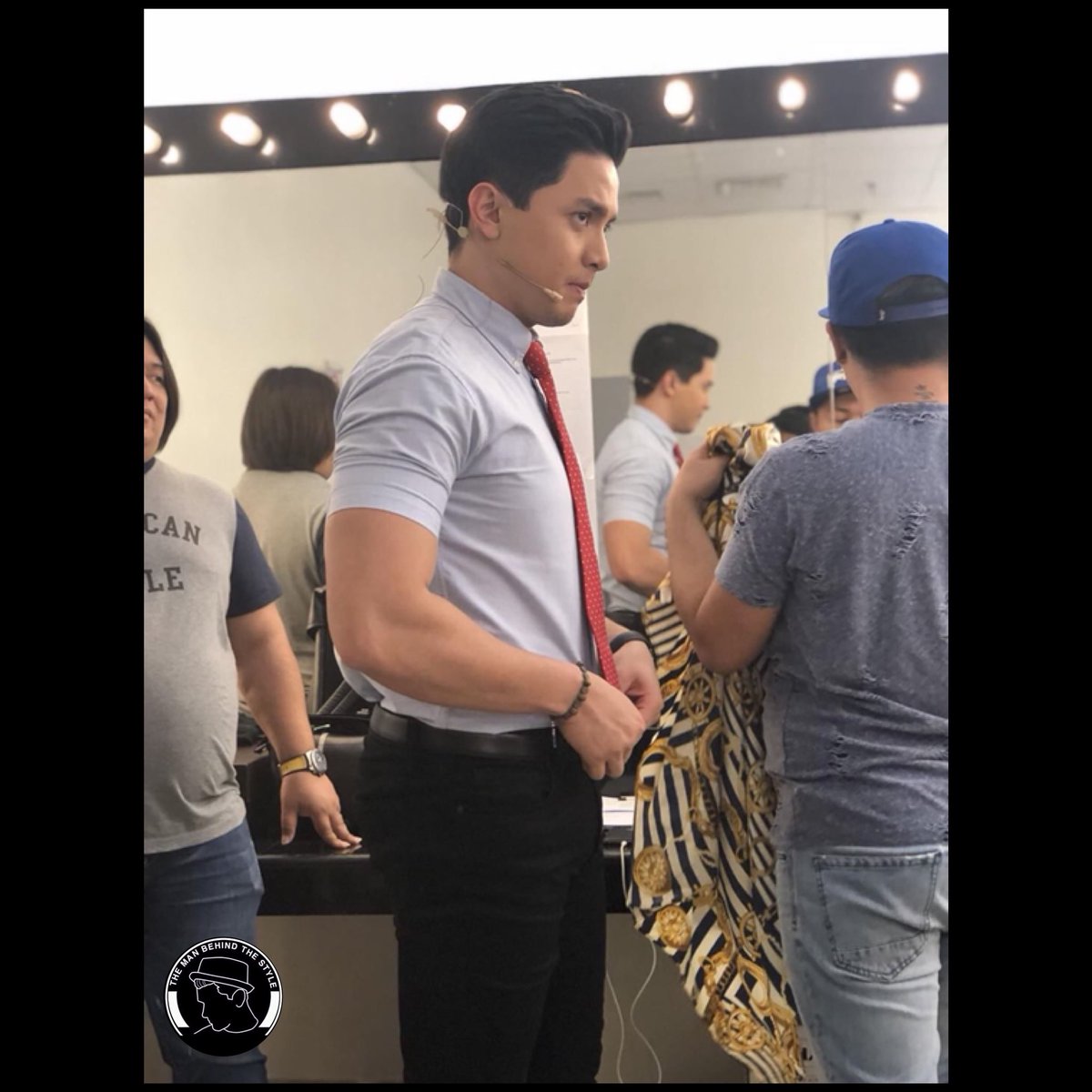 manbehinddstyle's tweet photo. Style with attitude.
@aldenrichards02
@nathanzafra
#SPSUlanNgSaya
AldenRichards
#TheManBehindTheStyle
JojoZafra https://t.co/5t1ghhu8TC