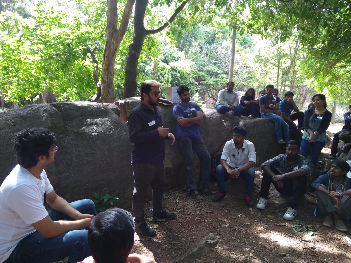 vishneo's tweet photo. Had a fantastic #QuoraWorldMeetup2018 at #Bangalore. The energy, enthusiasm and the atmosphere was electrifying. Thanks for @Quora for enabling this across the world. The largest gathering of Quorans at one place across the world. #Quora #BangaloreQuoraWorldMeetup2018 https://t.co/lQZAQ0JZAI