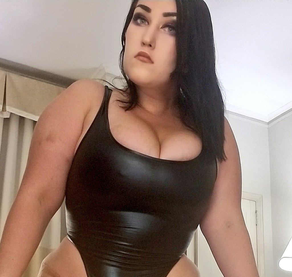 Milah Romanov LA Sep 28th-30th on Twitter: "You buy me Luxury Brand