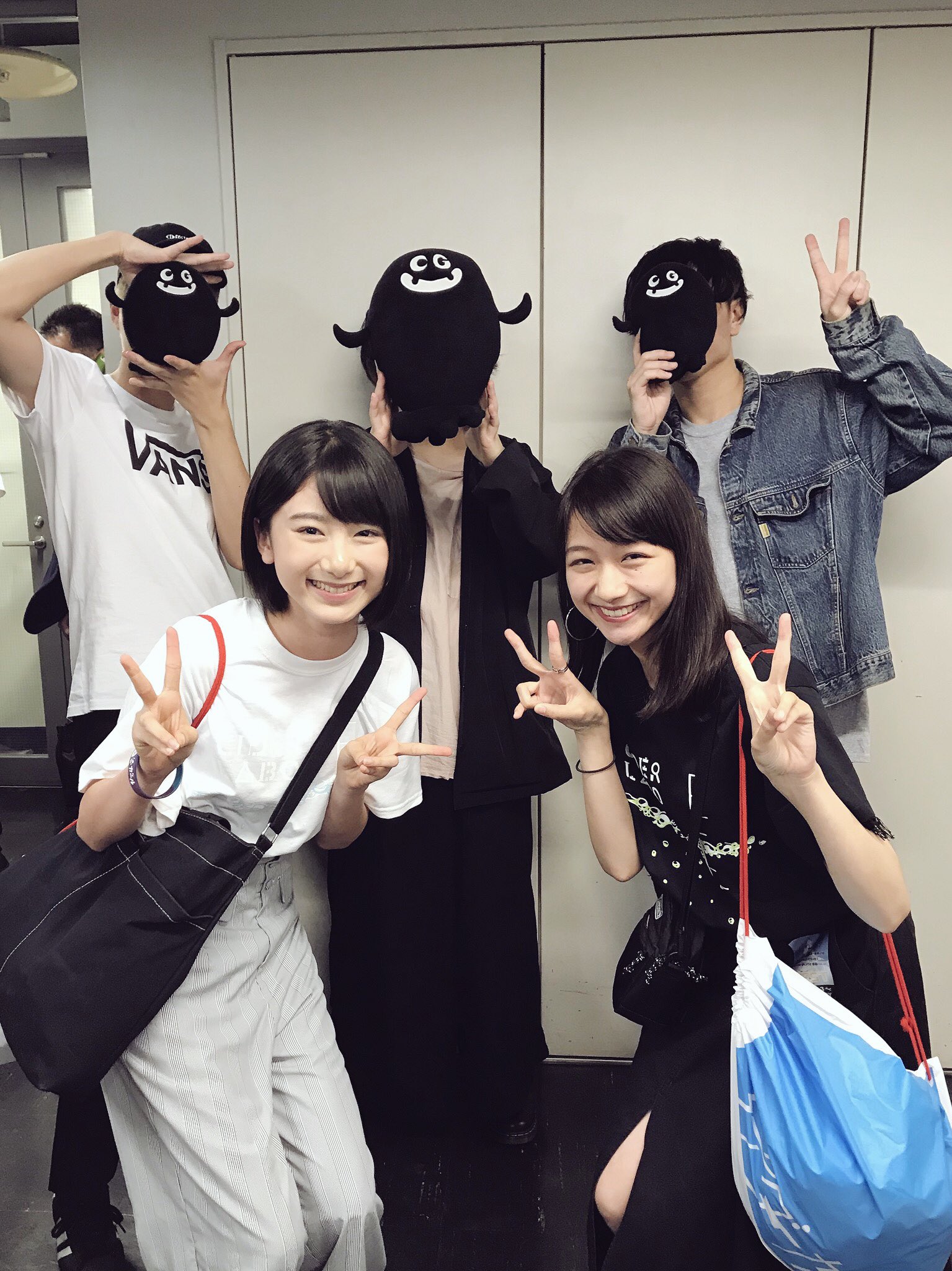 サイダガ　サイダーガール　メンバーサイン入りクッション サイダガ サイダーガール メンバーサイン入りクッション