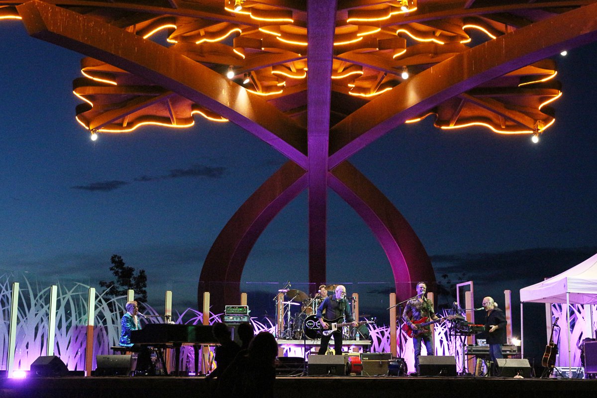dogs_of_society's tweet photo. Huge thanks to family & friends, new & experienced, who came to party w The Dogs @ #KlopfensteinAmphitheater. How beautiful is that park & amphitheater? Tx to all who made the show ROCK! #elton #eltonjohn #eltonjohntribute #dogsofsociety #alllive #summerconcert #summerofthedogs https://t.co/BfYl96kx7E