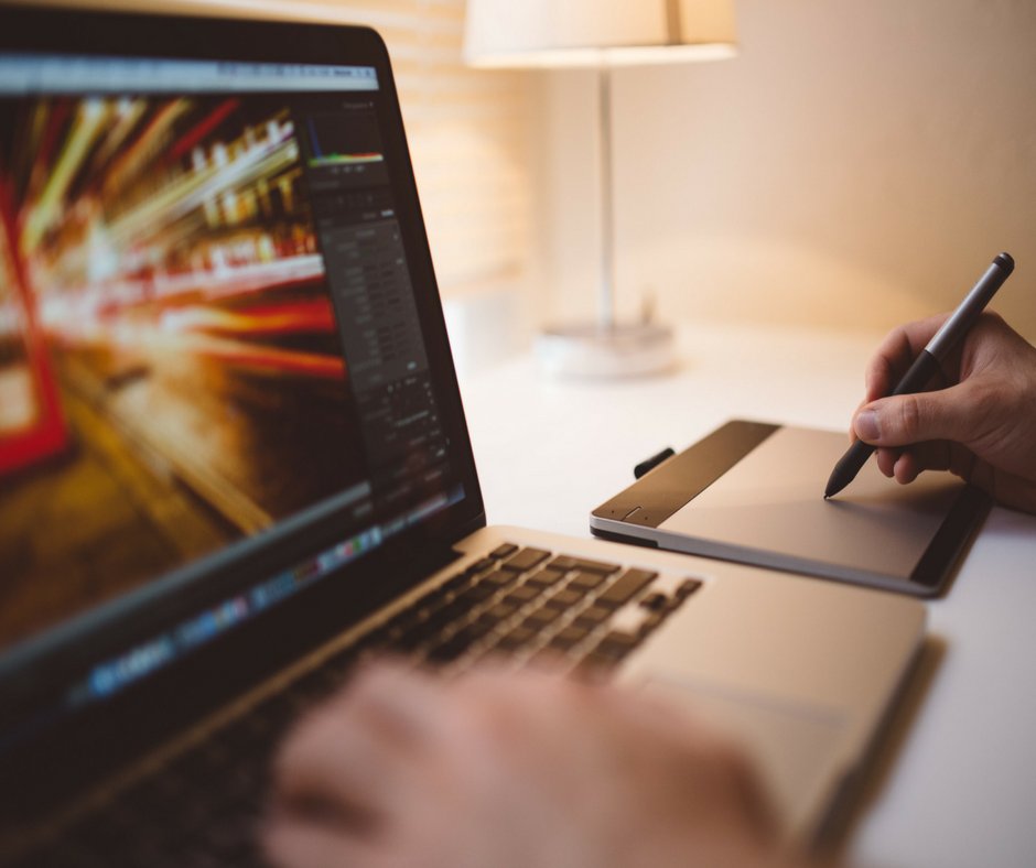 EntersiteLtda's tweet photo. Descubra cuáles podrían ser los riesgos para su empresa en caso de no contar con una licencia de software, van desde multas económicas, hasta el riesgo en la seguridad de su información. 
Conozca más aquí: https://t.co/nfO6jU3pn6 https://t.co/fQ2C9gLjI4 
#serviciosdeinformatica https://t.co/nLpV0SIPUh