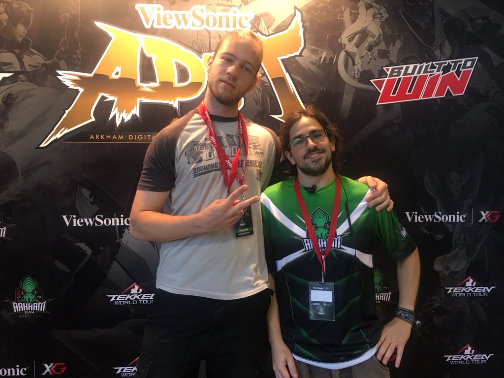ArkhamTeam's tweet photo. Ya tenemos ganadores del Street Fighter III third strike:
1. Becks
2. @Cyrox1
3. @SrDAZ
#ADFTIX #Barcelona #SFIIITS #Capcom https://t.co/AyBCOfiLCG
