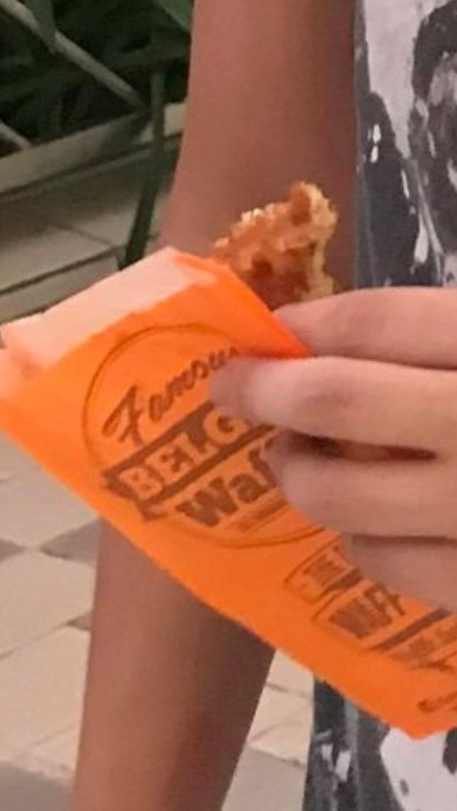 babeniblaster's tweet photo. blaster silonga ft. belgian waffle 🤗 https://t.co/5e0nyRGUeL