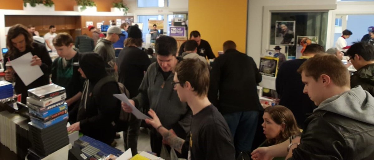 gogameout's tweet photo. Thank you to all the stallholders, podcasters, gamedevs and shoppers who came out today at the #gogamemarket today. We hope you all had fun.
We'll see you again in October. https://t.co/R15deiJj06