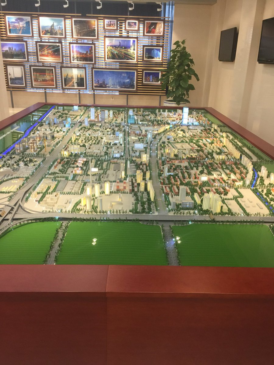 CraigHughesTIG's tweet image. Images of how Chaoyang district in Beijing has developed. Beijing immersion was fascinating as was #futureproptech and #Mipimproptech Given how real estate and tech are fundamental to peoples life’s how do we build the required level of trust between the industry and society.