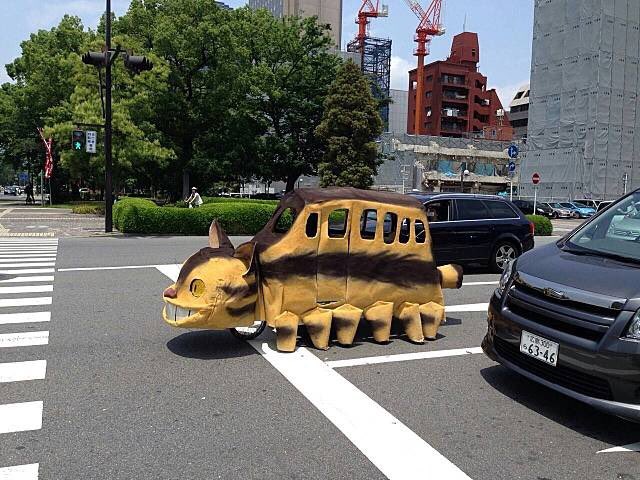Cat Bus From Totoro Spotted In Japan The Magicbox Forums