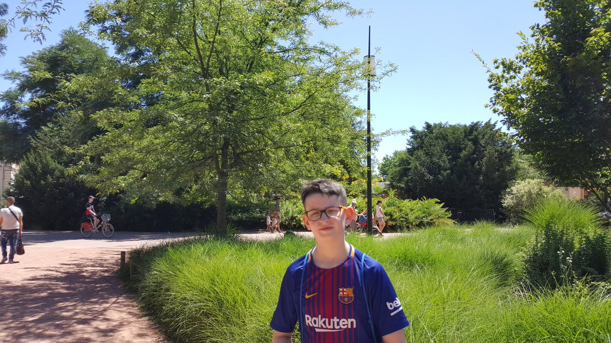 BellahoustonML's tweet photo. Loving the zoo and park. https://t.co/WQH476qntZ