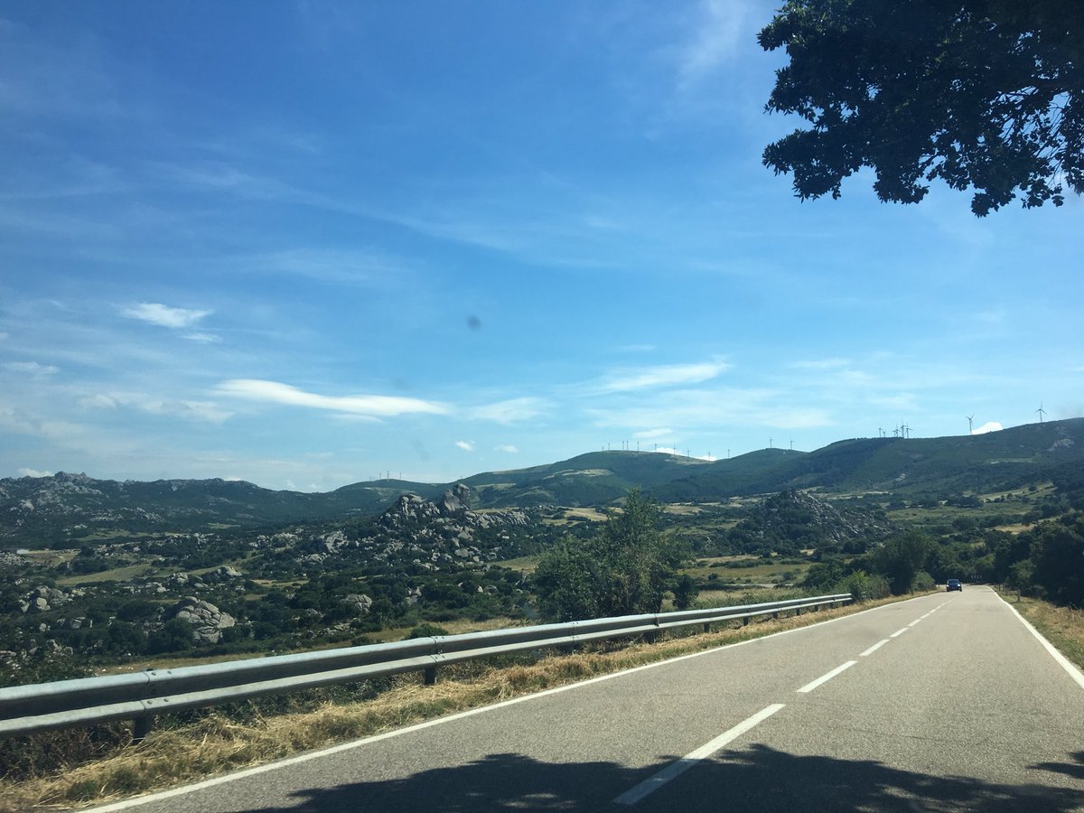 UD_Takes_Europe's tweet photo. (Friday): Beach chilling, another exciting car ride through Sardinia, and arrival in the Amalfi Coast! https://t.co/VdXMzPV9v4