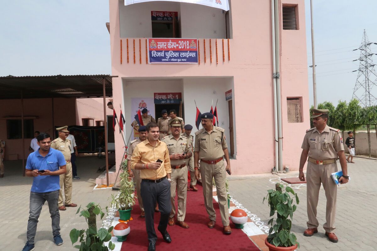 POLICE COMMISSIONERATE GAUTAM BUDDH NAGAR tweet media