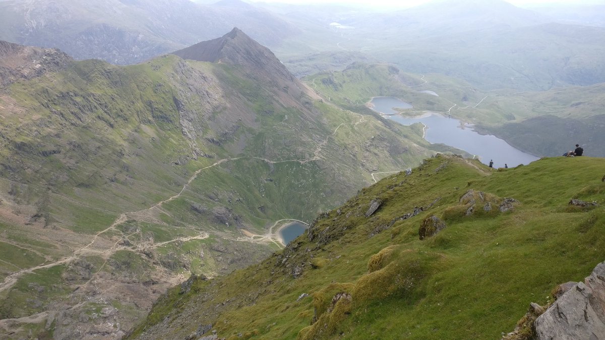 snapshotscience's tweet image. Made it #snowdon