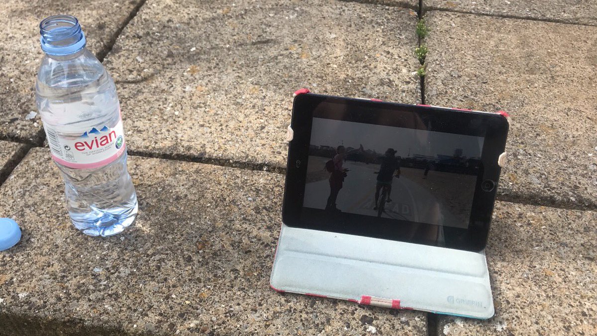 _sophieholland's tweet image. Good start to the morning. A little @thebodycoach HIIT in the garden. #sweatysunday