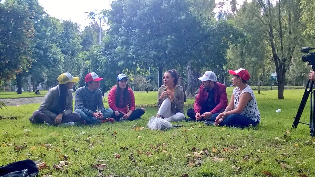 Gracias a <a href="/LinaPulidoTV/">LINA PULIDO</a> y a todo el equipo de <a href="/MimbreCol/">MimbreCol</a> de <a href="/InstitucionalTV/">Canal Institucional</a> por el espacio para contarle al país sobre nuestra iniciativa ciudadana y nuestra visión sobre paz. Es urgente defender los acuerdos, es una de nuestras misiones #ElPaísPrimero