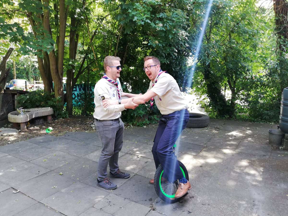 Molly Kent tweet media