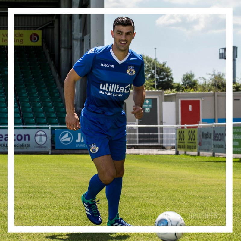 EastleighFC's tweet photo. The kit is available for pre-order and will be available in store from Friday 29th June. 

#Spitfires https://t.co/d6oSPO9WhF