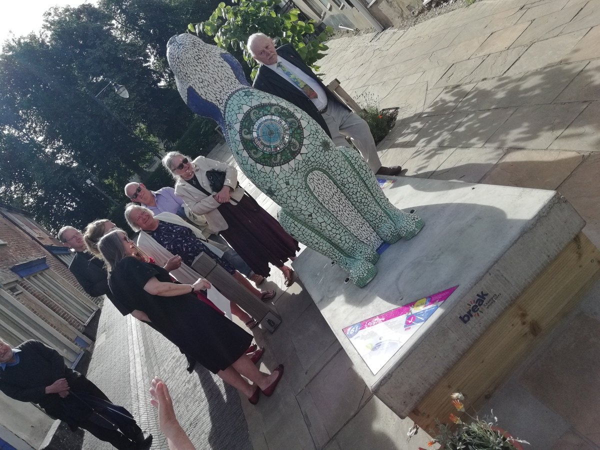 GoGoLepus's tweet image. I think hare, therefore I am hare. @anneschweg @GoGoHares2018 @break_charity @HopInPub @justeditor @NorthNorfolkDC.