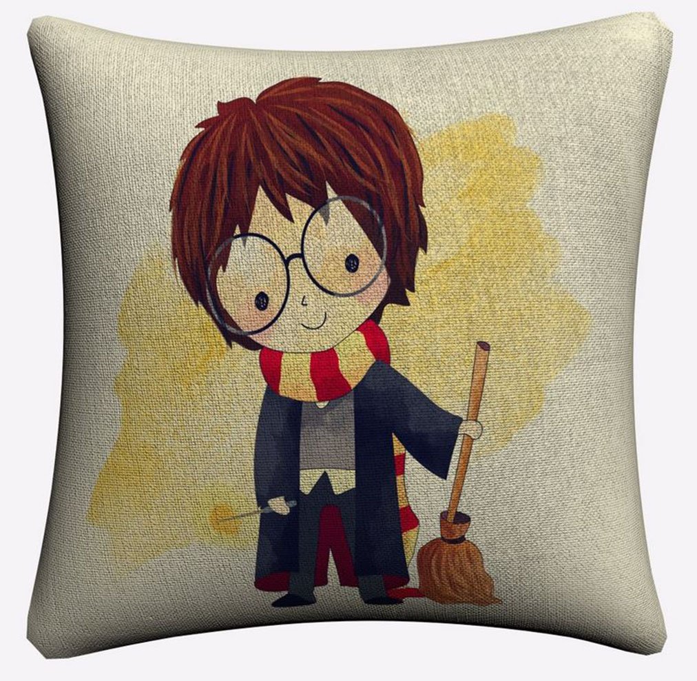 TioCouac's tweet photo. Toujours dans notre catégorie housse de coussin, aujourd'hui nous vous proposons un #HarryPotter prêt à décoller sur #Nimbus2000 😍😌
https://t.co/i0Av0oMXs1
#AnimauxFantastiques #coupeDes4Maisons #modegeek #Poudlard #Geek #Quidditch https://t.co/NCvGmddbQF