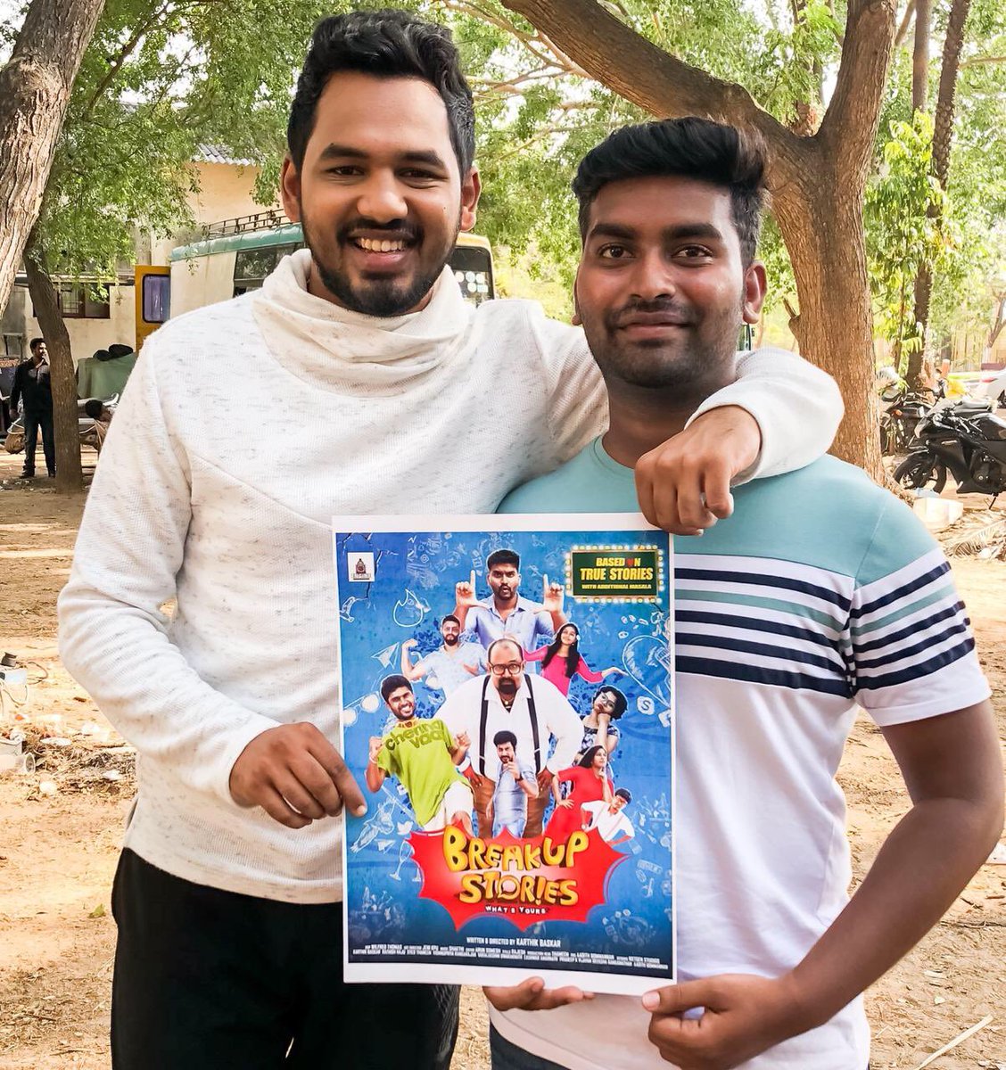 theideaengine_'s tweet photo. Here's the 1st episode of our maiden web series #BreakupStories directed by @hiphoptamizha‘s assistant director @KarthikBaskar13 

https://t.co/lld6njVWdw

#TIE @aathmikaa @ActorAnanth @VijayVzOfficial @RjVigneshkanth @OliverFenny @bomms235 @varasoundra93 @offlcornerseat https://t.co/HcLE4S0onk