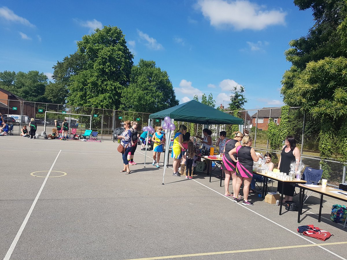 SaintsNetball12's tweet photo. The tournament is underway!! Hosted by our amazing @CaraLeanne01 A fantastic turn out for such a wonderful cause - TEDS eating disorder charity. Lets play netball! 😁🏀 https://t.co/9ysDNDvWZy