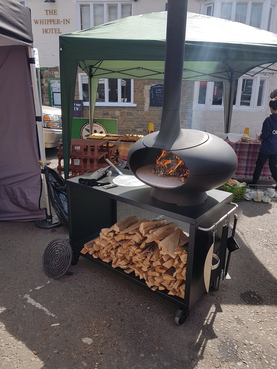NunnyOfficial's tweet image. Working on a Sunday!! What better excuse to come see us in the market place  #OakhamFoodFestival @heatsourcerer @MorsoUK