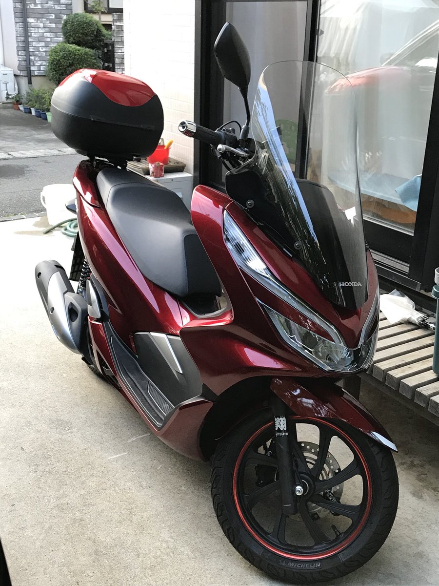 Eiei ᛞ Motorcycle Di Twitter 6 17 Pcx Jf81 納車されましたー とりあえず通勤用にボディマウントシールド Coocasev36 Wizard Spec F2 グリップヒーター付けてます