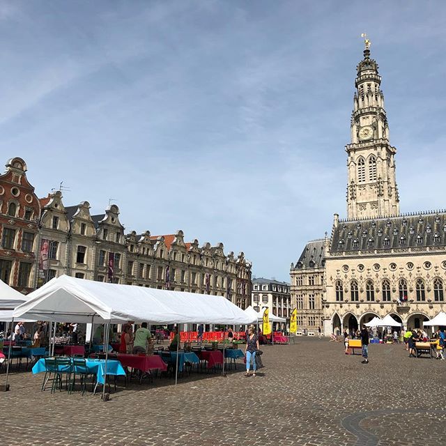 ludopoly's tweet photo. Ce dimanche 24 juin, sur la place des Héros d’Arras, deuxième édition du festival Artois de Jouer autour du jeu de société. N’hésitez pas à passer nous voir ! #j2s #ludopoly #villearras #jeuxdesociete https://t.co/6FDA1t68d8