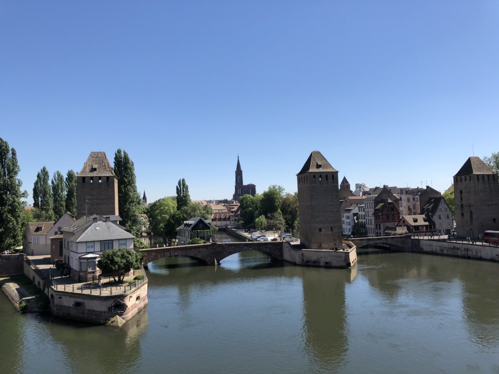 M57Matt's tweet photo. Aujourd’hui c’est  la première journée « Alsace Fan Day » dans le monde! Vous aimez l’ #Alsace ? Dites le avec le hashtag #AlsaceFanDay https://t.co/xyvCy7cNWt