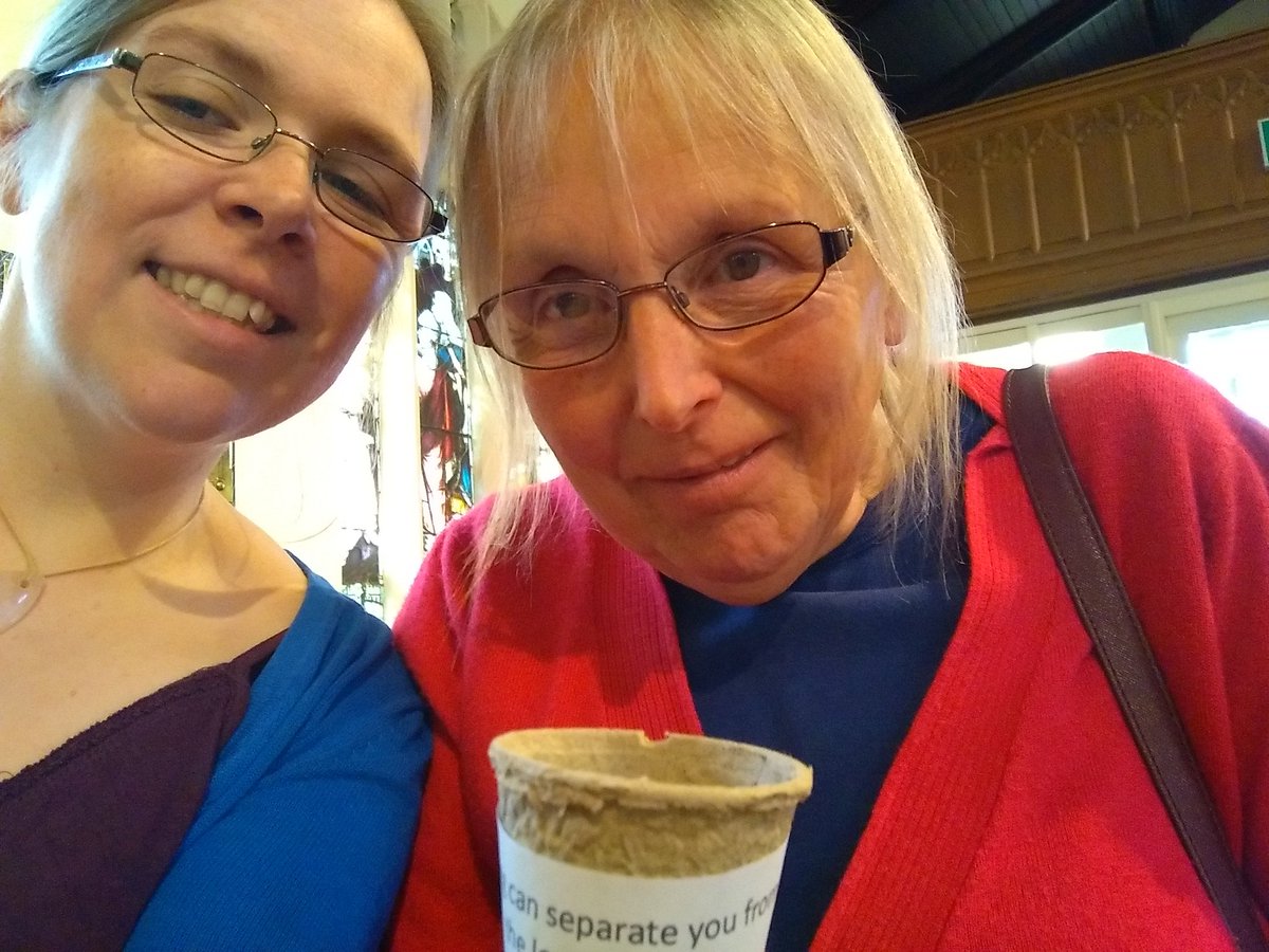 _joelfe's tweet photo. Family service today, worship led by youth band, talked about how we help to bring about the Kingdom of God. Planted seeds (not mustard seeds but close!). #SundayServiceSelfie @HTStalybridge @churchofengland @OurCofELike https://t.co/Aljm1nc8kN