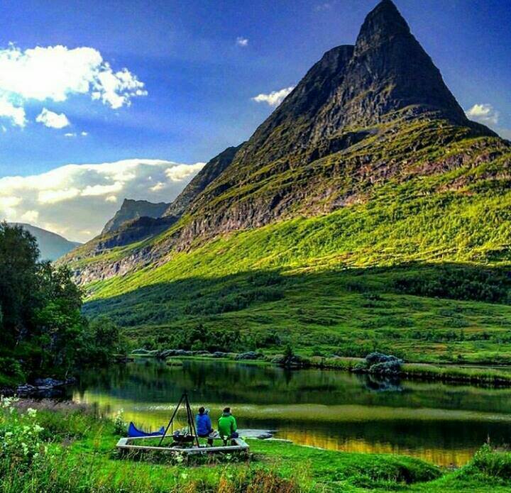 WorldSooCool tweet picture