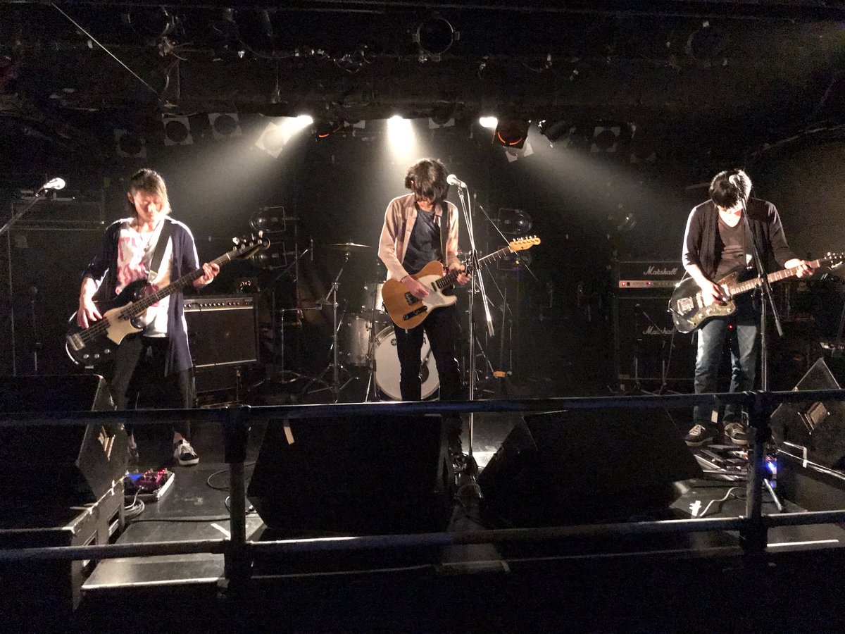 FROCRA's tweet photo. 3バンド目、cocoriumさんでした！
3度目の対バン、ありがとうございます！
爽やかな雰囲気で、とても心地よかったです。 https://t.co/i6TOKGMydU