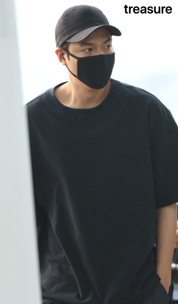akr1548's tweet photo. #이민호 #LeeMinHo @ActorLeeMinHo 늦었지만 생일 축하해요 ... 그 언제 생일날은 얼굴을 볼수 있어 행복했었던 추억하나~ https://t.co/QneIQOSOcW
