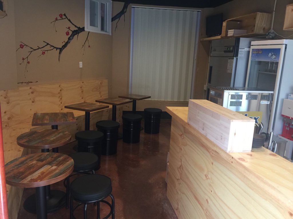 자흔이네 연탄집 tweet media