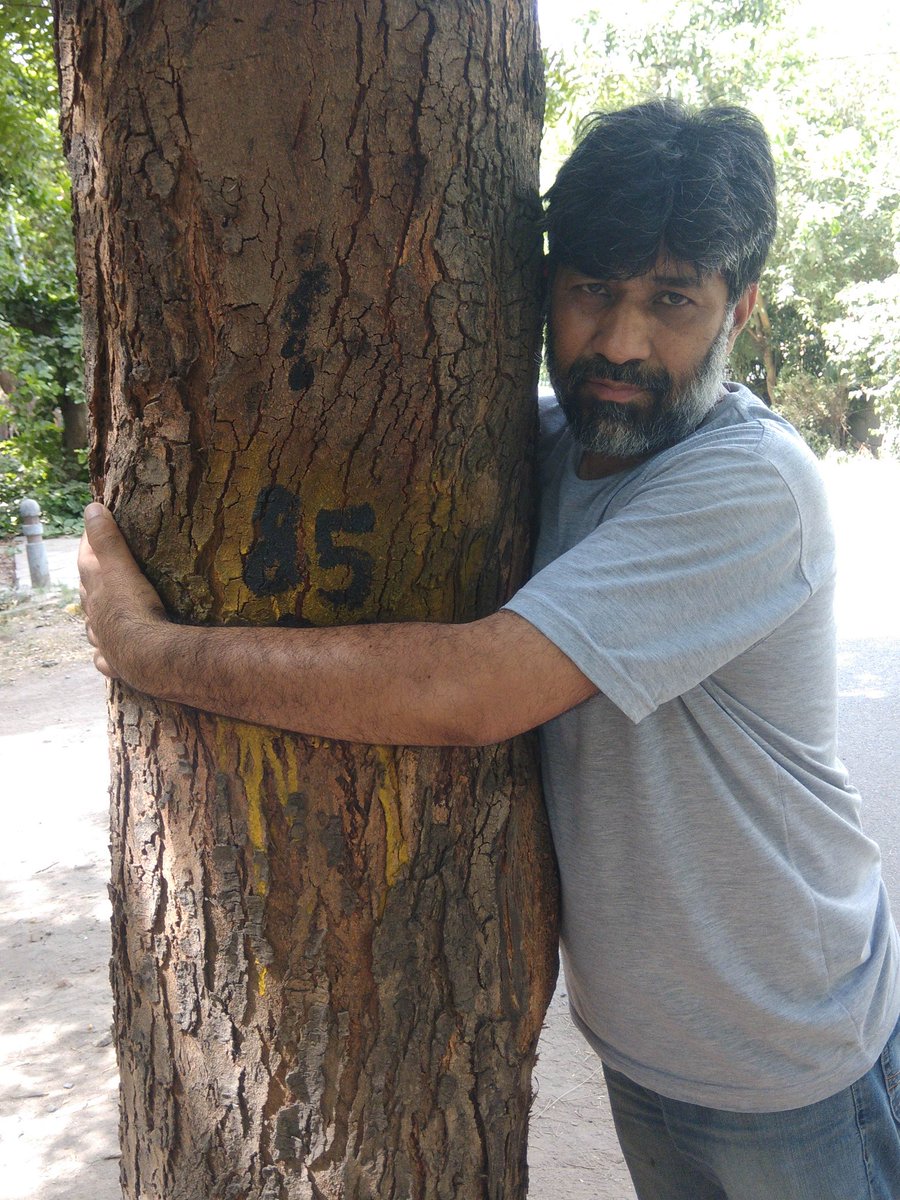 roshangaur's tweet photo. #saveoxygenbank 7
#SaveTreesSaveDelhi
#saveDelhiTrees #OccupyDelhiTrees   #ChipkoMovement @NavbharatTimes 
 एक और चिपको आंदोलन दिल्ली में भी https://t.co/r3HYPF7M2G