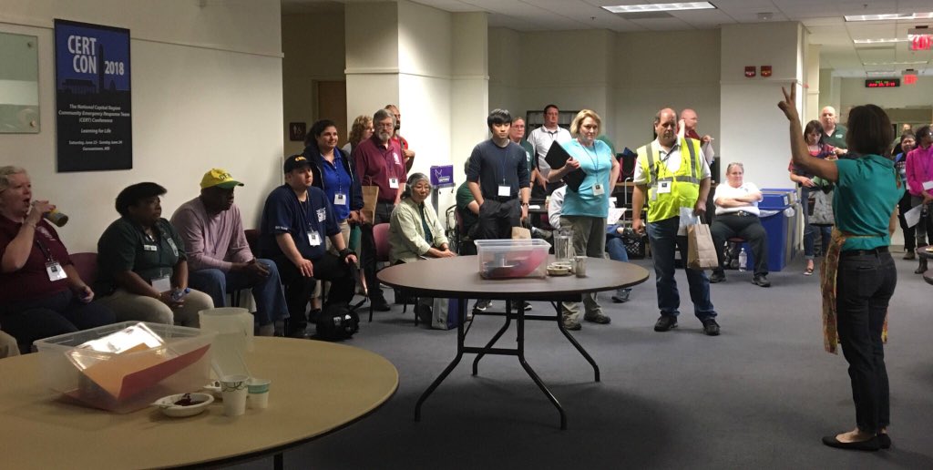 PGCountyOHS's tweet photo. This year’s Emergency Chef has some new twist and turns. Competitors now have to follow the Incident Command Structure (ICS) with an Incident Commander, #PIO, Planning, Logistics, Operations Chiefs. #CERTCON2018 https://t.co/wMXJyIUiSN