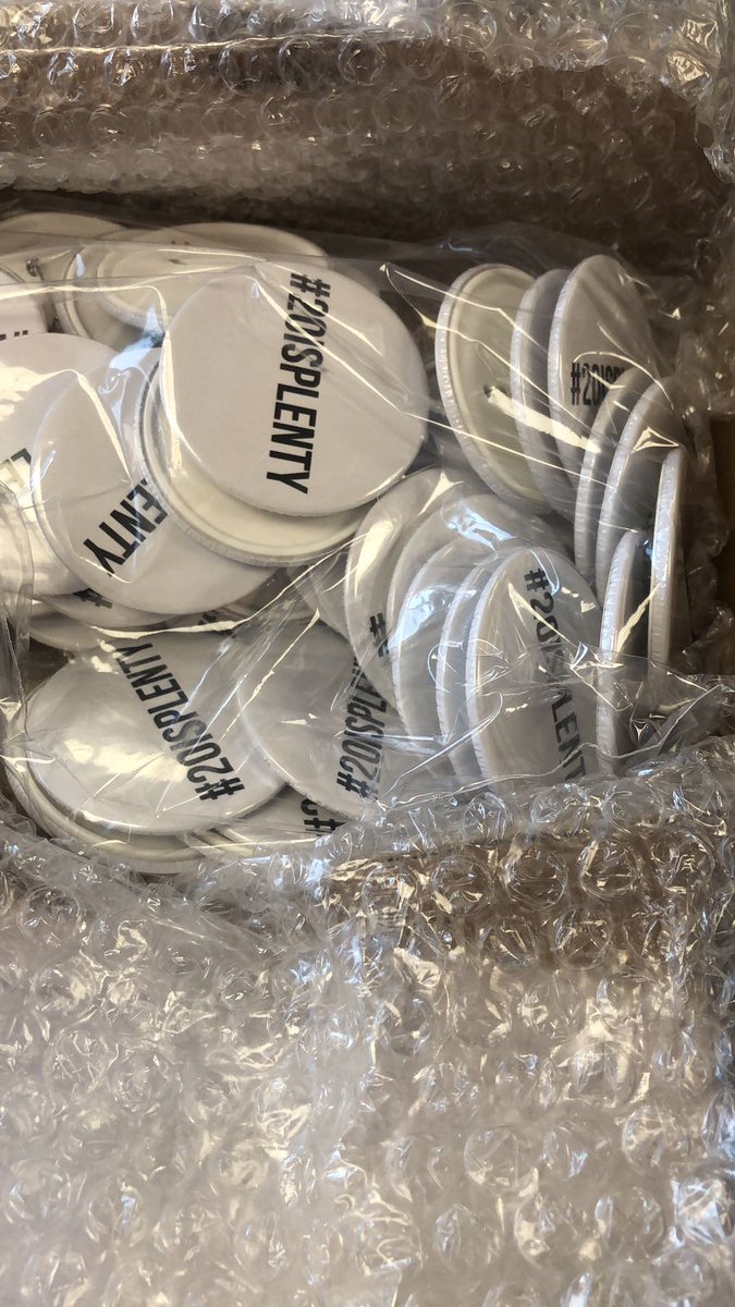 benwimbushSCORD's tweet photo. Huge thanks to my sponsor @Hazel2502 who covered my race costs for #TeamBen #20isplenty @ZeusRaces on Saturday as well as have me looking sharp for Thursday Night so excited now #UkActiveUnsungHero #bbangs #Blueberrybangs https://t.co/jJ34gavUON