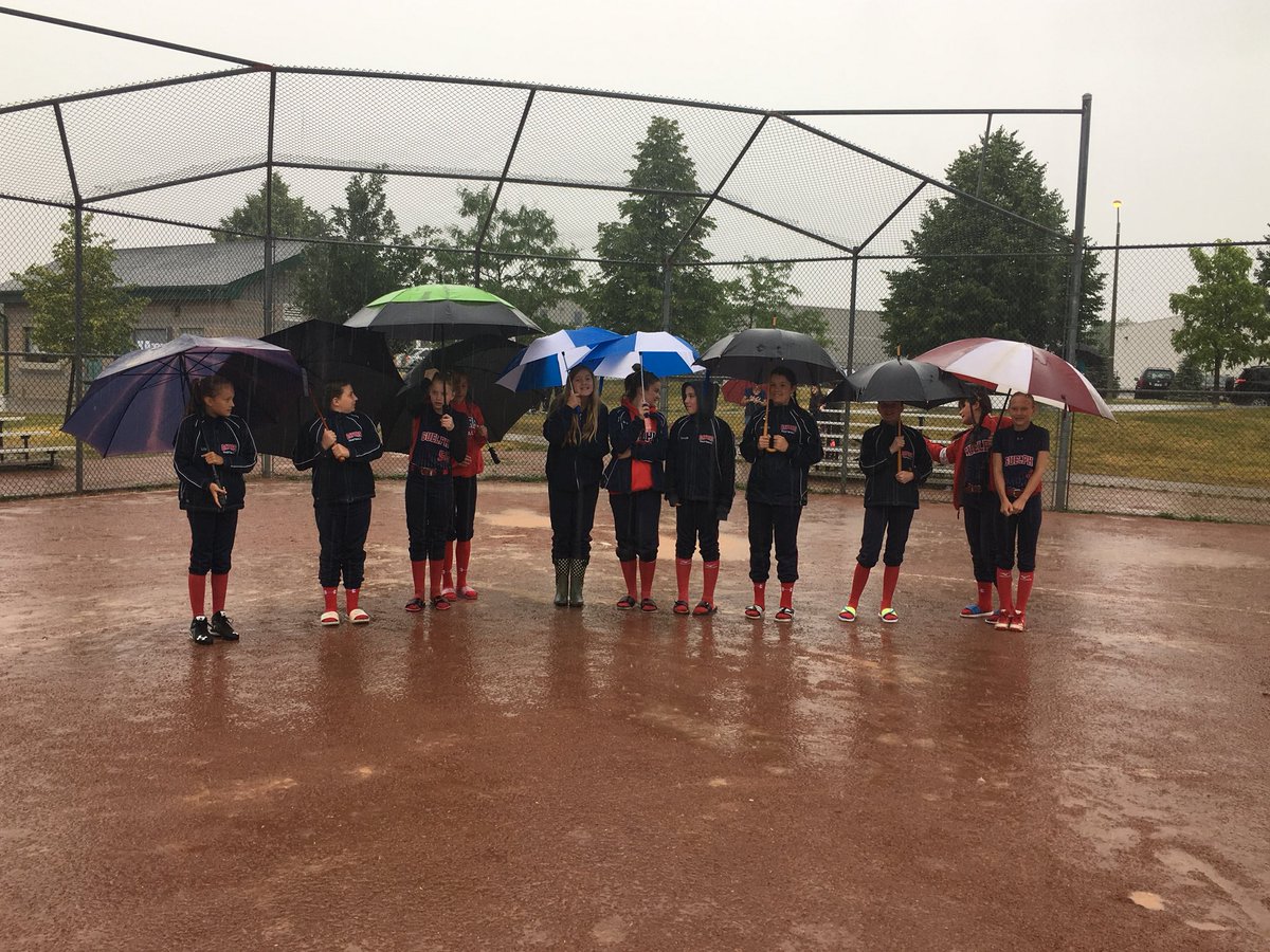 GatorsU12's tweet photo. Guelph gets gold - thanks Vaughan for a great tournament... too bad Mother Nature was not on our side today! https://t.co/Y55XpI9Brg