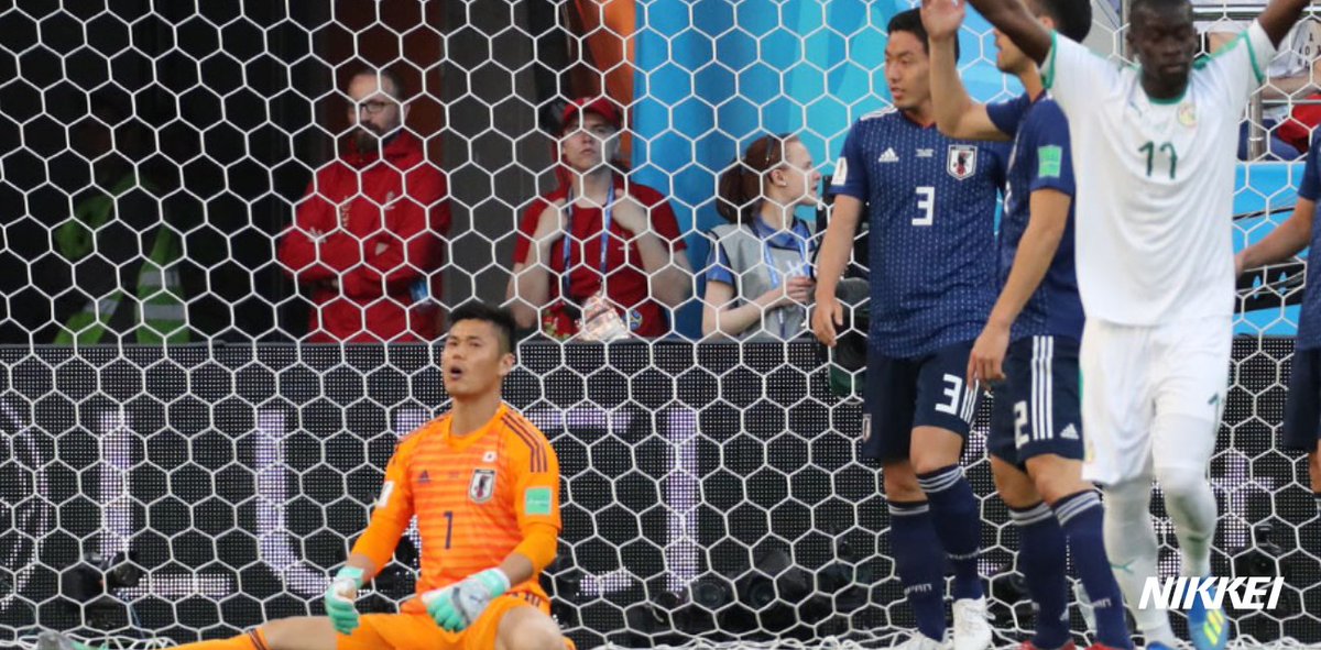 ロシアワールドカップセネガル戦で 現地で応援の日本サポーターが観客席に飛び込んだシュートをナイスヘディング 一応 事務所所属の芸能人 Togetter ロシアワールドカップセネガル戦で 現地で応援の日本サポーターが観客席に飛び込んだシュートをナイスヘディング 一応 事務所所属の芸能人 Togetter