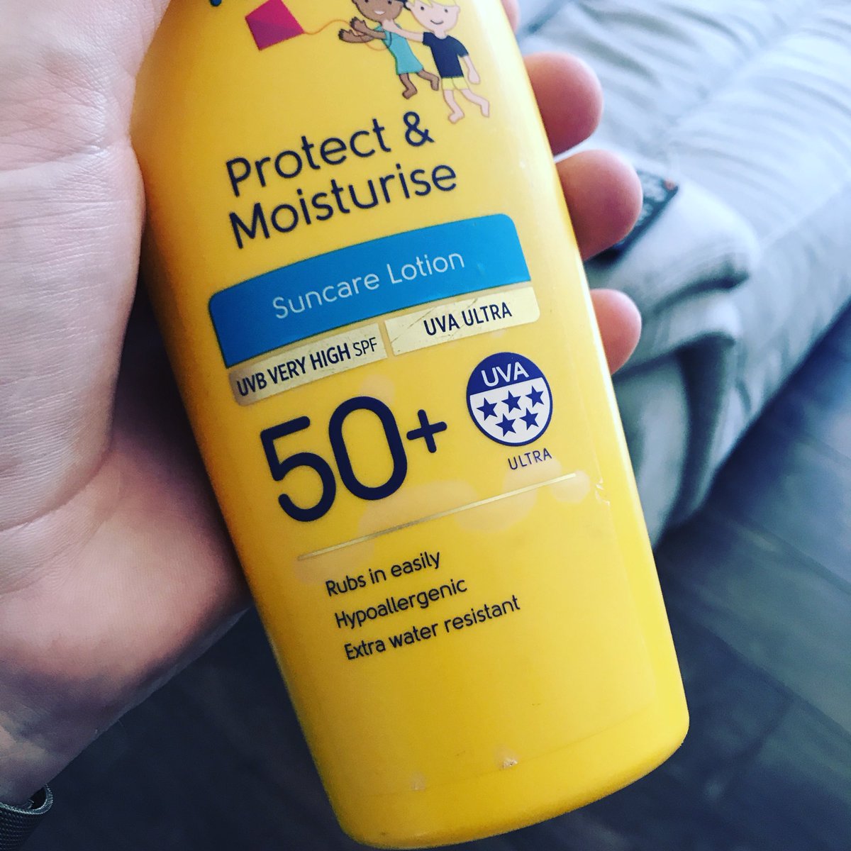 barrabest's tweet image. Getting the factor ginger on before @thescript concert in Belfast later. #GingerProblems #Heatwave