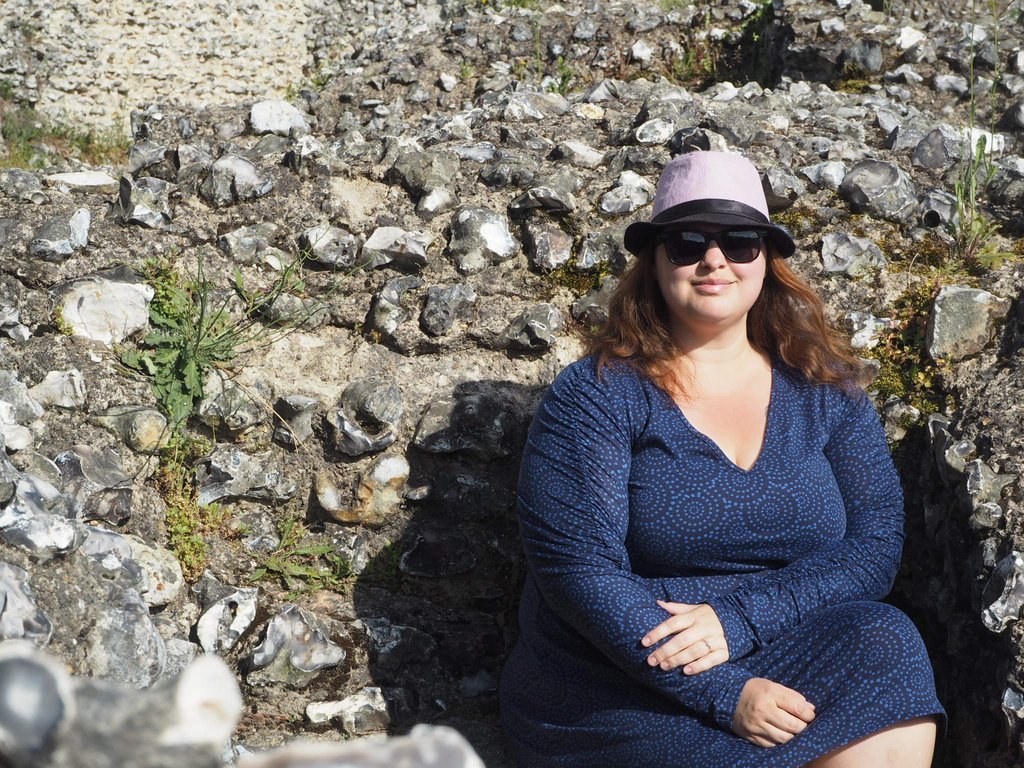 MicaelaJBurr's tweet photo. A week ago I posted the first photos of myself EVER on the blog after Fashion World offered me the chance to review a few pieces from their range. See what I picked out: https://t.co/24Jvlrwzlg #fashion #fashionworld #plussize #style #ukbloggers #kentbloggers #psblogger #fatsion https://t.co/z20pm1poMF