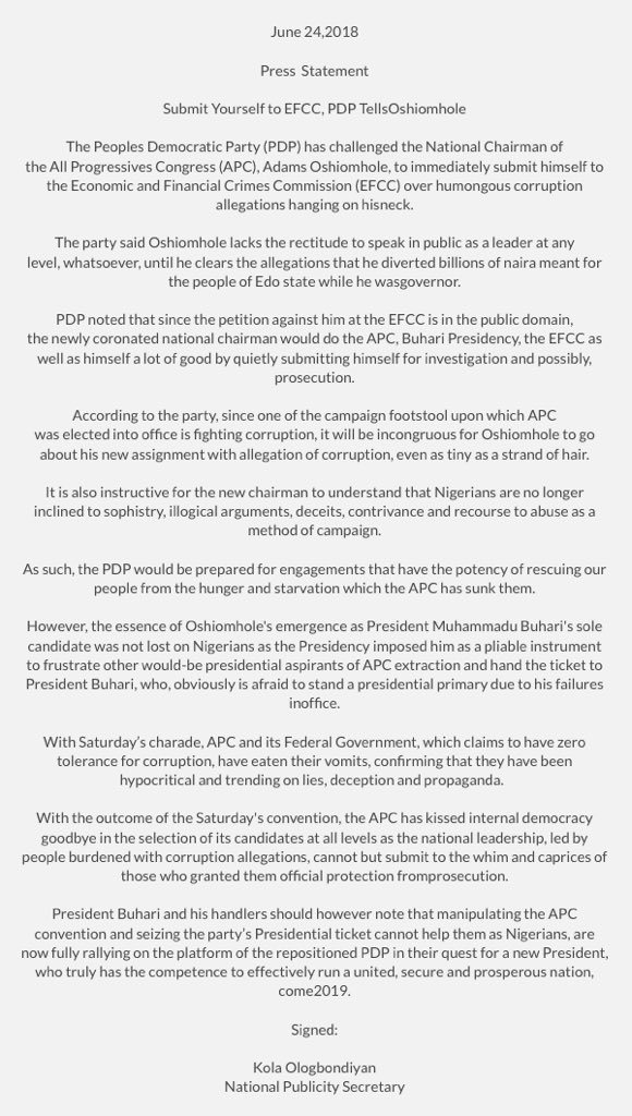 OfficialPDPNig's tweet photo. We challenge the National Chairman of the All Progressives Congress (APC), @APCNigeria Adams Oshiomhole, to immediately submit himself to the Economic and Financial Crimes Commission (EFCC) @officialefcc over humongous corruption allegations hanging on his neck. https://t.co/N27KvWJrXz