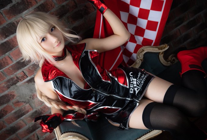 Twitterのコスプレ画像15