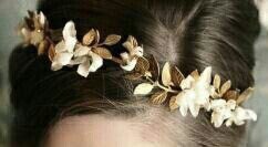 Queen Song by Victoria Aveyard‘The diary ended unfinished, unseen by any who deserved to read it. Only Elara saw its pages, and the slow unraveling of the woman inside. She destroyed the book like she destroyed Coriane. Still she dreamed of nothing.’