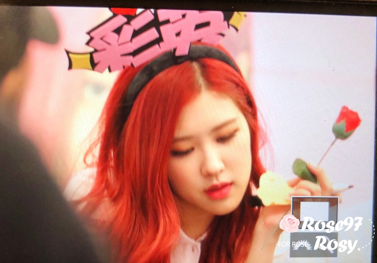 Rose97Rosy's tweet photo. 180624
🥀🥀🥀🥀🥀🥀
#블랙핑크 #로제 #BLACKPINK #ROSÉ https://t.co/73MUE02UMA