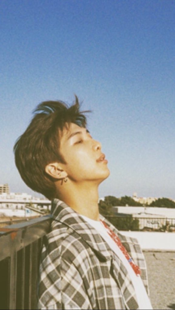 RMPICS_twt's tweet photo. Breathtaking ✨ #RM @BTS_twt
Thank you Taehyung 🐯💜 https://t.co/EUSt7UoCuF