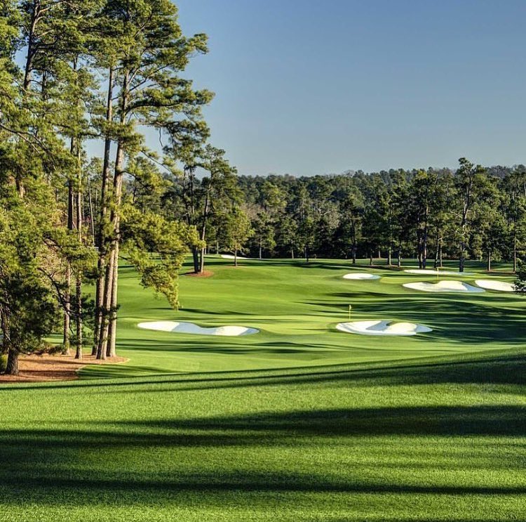 Spitwedge's tweet photo. Augusta looking flawless 👌🏽 10/10 would play! #bucketlist #augusta #wouldplay #liveunderpar #pgagolf https://t.co/Wi2AudhaU4